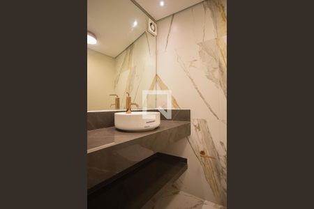 Lavabo de apartamento à venda com 3 quartos, 138m² em Vila Sonia, São Paulo