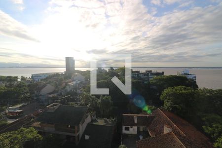 Apartamento à venda com 320m², 3 quartos e 4 vagas Apartamento à venda com 320m², 3 quartos e 4 vagasVista da piscina