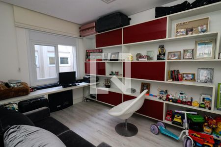 Apartamento à venda com 320m², 3 quartos e 4 vagas Apartamento à venda com 320m², 3 quartos e 4 vagasSuíte 3