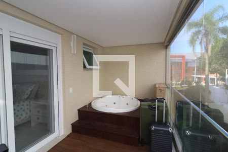 Apartamento à venda com 320m², 3 quartos e 4 vagas Apartamento à venda com 320m², 3 quartos e 4 vagasSacada da Suíte 1