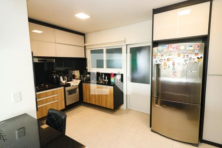 Apartamento à venda com 320m², 3 quartos e 4 vagas Apartamento à venda com 320m², 3 quartos e 4 vagasCozinha