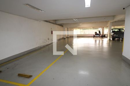 Apartamento à venda com 320m², 3 quartos e 4 vagas Apartamento à venda com 320m², 3 quartos e 4 vagasGaragen