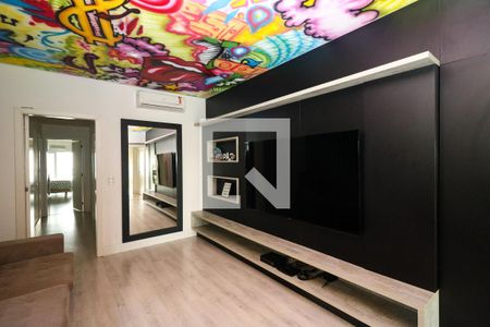 Apartamento à venda com 320m², 3 quartos e 4 vagas Apartamento à venda com 320m², 3 quartos e 4 vagasSala de TV