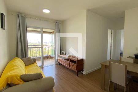 Sala de apartamento para alugar com 2 quartos, 60m² em Jardim Tupanci, Barueri