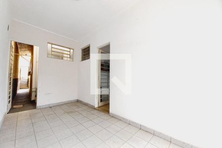Casa à venda com 166m², 4 quartos e 4 vagas Casa à venda com 166m², 4 quartos e 4 vagasGaragem