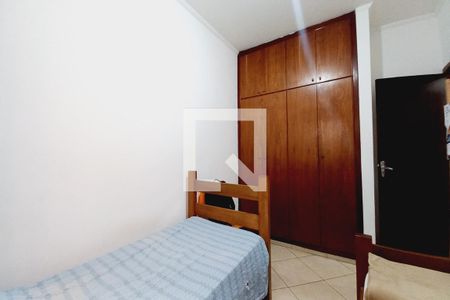 Casa à venda com 166m², 4 quartos e 4 vagas Casa à venda com 166m², 4 quartos e 4 vagasQuarto 2