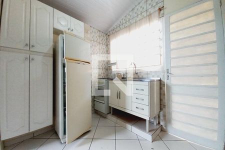 Casa à venda com 166m², 4 quartos e 4 vagas Casa à venda com 166m², 4 quartos e 4 vagasCozinha