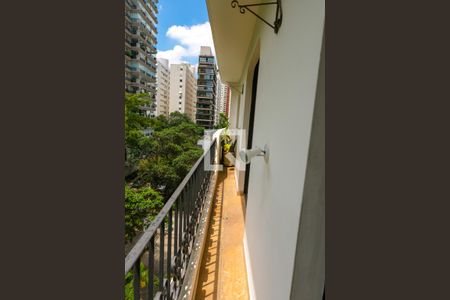 Varanda de apartamento à venda com 4 quartos, 270m² em Jardim Paulista, São Paulo