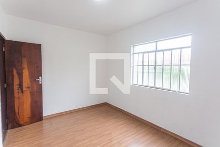 Quarto 1 de casa para alugar com 2 quartos, 65m² em Concórdia, Belo Horizonte