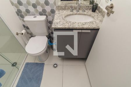 Banheiro de kitnet/studio para alugar com 1 quarto, 22m² em República, São Paulo