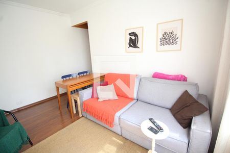 Sala de apartamento para alugar com 2 quartos, 60m² em Vila Paulicéia, São Paulo
