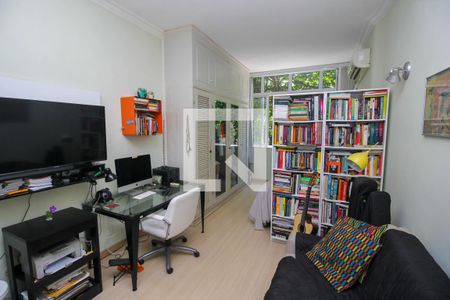 Sala de kitnet/studio à venda com 1 quarto, 30m² em Catete, Rio de Janeiro