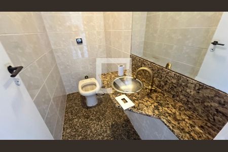Lavabo de apartamento para alugar com 3 quartos, 280m² em Recreio dos Bandeirantes, Rio de Janeiro