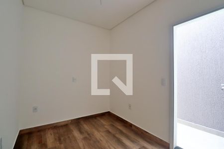 Quarto 2 de casa à venda com 2 quartos, 60m² em Jardim das Maravilhas, Santo André