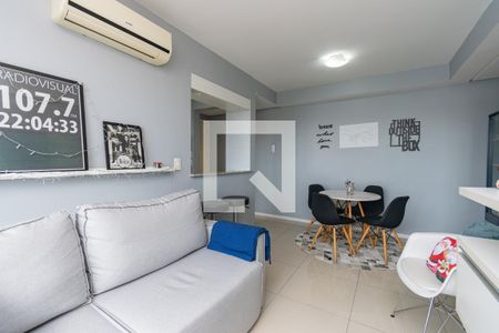 Sala de apartamento à venda com 2 quartos, 60m² em Menino Deus, Porto Alegre