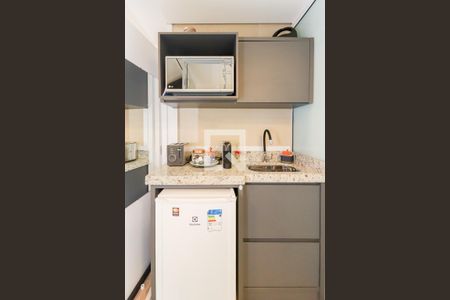 Cozinha de kitnet/studio para alugar com 1 quarto, 16m² em Urbanova, São José dos Campos