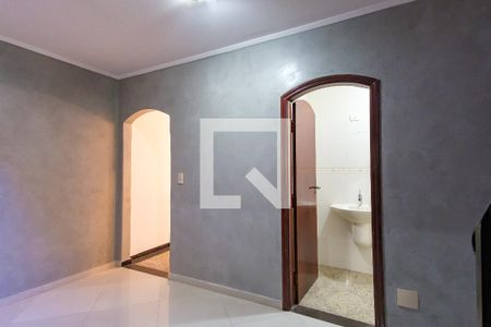 Hall de entrada de casa à venda com 4 quartos, 245m² em Guaiaúna, São Paulo