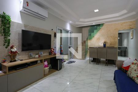 Sala de casa à venda com 3 quartos, 450m² em Vila Prado, São Paulo