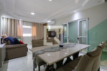 Sala de casa para alugar com 3 quartos, 450m² em Vila Prado, São Paulo