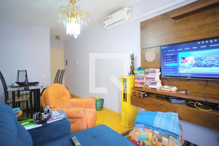Sala de apartamento à venda com 1 quarto, 51m² em Jardim do Salso, Porto Alegre