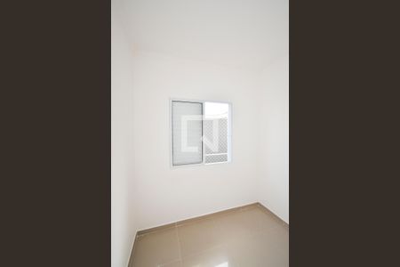 Quarto 1 de apartamento para alugar com 2 quartos, 54m² em Vila Nivi, São Paulo