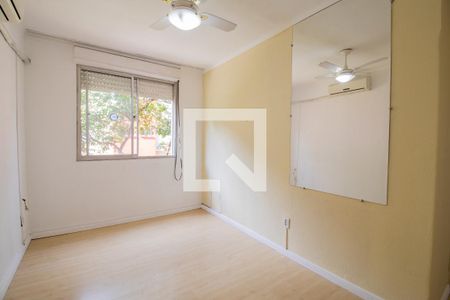 Sala de apartamento à venda com 1 quarto, 40m² em Jardim Itu, Porto Alegre