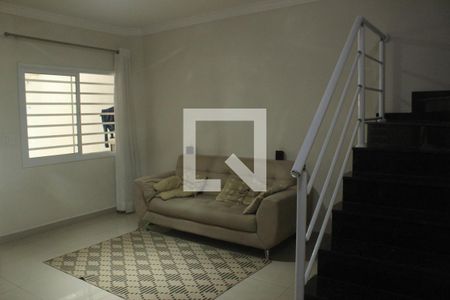 Sala de casa à venda com 2 quartos, 80m² em Jardim Luanda, São Paulo