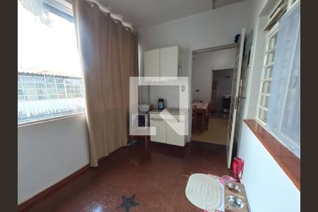 Casa à venda com 495m², 5 quartos e 2 vagas Casa à venda com 495m², 5 quartos e 2 vagasLavanderia Casa 2