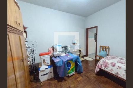 Casa à venda com 495m², 5 quartos e 2 vagas Casa à venda com 495m², 5 quartos e 2 vagasQuarto Casa 3