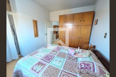 Casa à venda com 495m², 5 quartos e 2 vagas Casa à venda com 495m², 5 quartos e 2 vagasQuarto 2 Casa 2