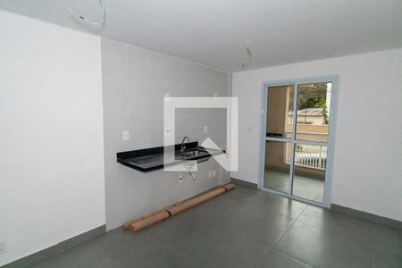 Sala/Cozinha de apartamento à venda com 2 quartos, 51m² em Vila Gea, São Paulo