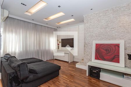 Sala de casa para alugar com 4 quartos, 307m² em Vila Gumercindo, São Paulo