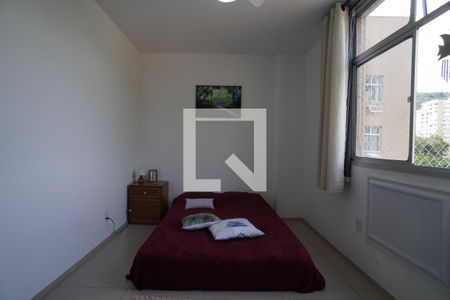 Quarto de apartamento à venda com 2 quartos, 72m² em Santa Rosa, Niterói
