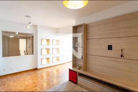 Apartamento à venda com 75m², 2 quartos e 2 vagasSala
