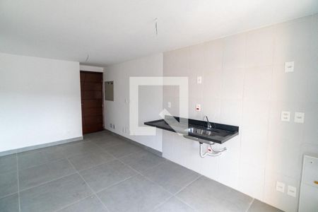 Sala/Cozinha de apartamento à venda com 2 quartos, 51m² em Vila Gea, São Paulo