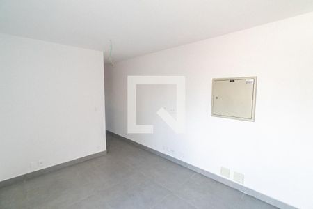 Sala de apartamento para alugar com 2 quartos, 75m² em Vila Gea, São Paulo