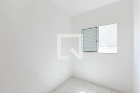 Quarto 1 de apartamento para alugar com 2 quartos, 41m² em Vila Rosaria, São Paulo