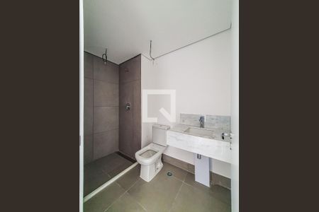 Suite - Banheiro de apartamento à venda com 1 quarto, 57m² em Pinheiros, São Paulo