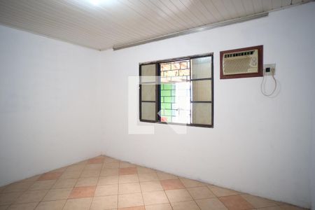 Quarto 1 de casa para alugar com 2 quartos, 250m² em Santa Rosa de Lima, Porto Alegre