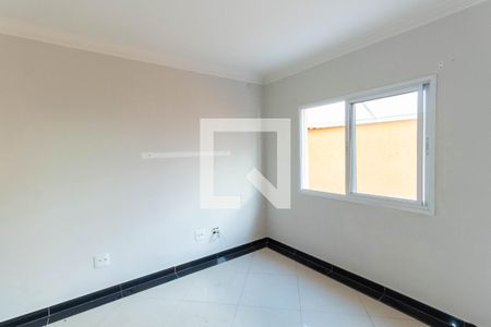 Sala de casa de condomínio para alugar com 2 quartos, 63m² em Vila Ponte Rasa, São Paulo