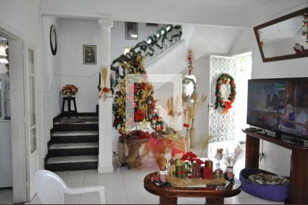 Casa à venda com 10 quartos, 450m² em Cachambi, Rio de Janeiro