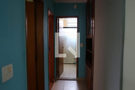 Corredor de apartamento para alugar com 2 quartos, 70m² em Vila Guiomar, Santo André