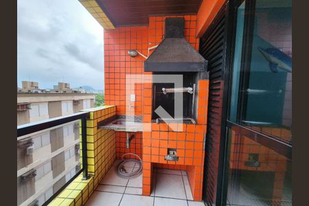sacada  de apartamento para alugar com 3 quartos, 121m² em Jardim Las Palmas, Guarujá