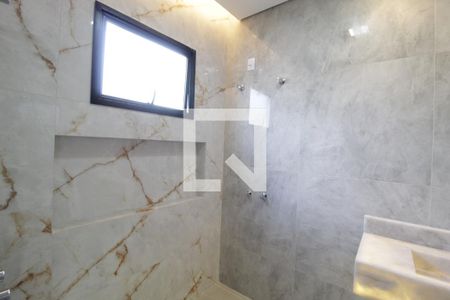 Banheiro da Suíte de casa para alugar com 3 quartos, 155m² em Jardim Inconfidência, Uberlândia