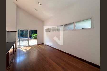 Sala de casa à venda com 3 quartos, 561m² em Granja Julieta, São Paulo
