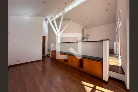Sala de casa à venda com 3 quartos, 561m² em Granja Julieta, São Paulo