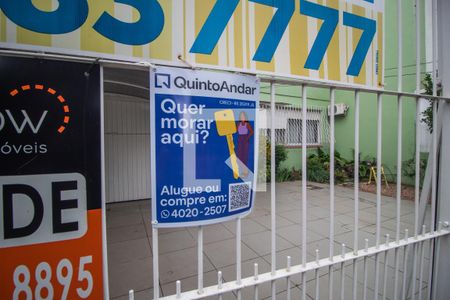 Casa à venda com 4 quartos, 340m² em Santo Antônio, Porto Alegre