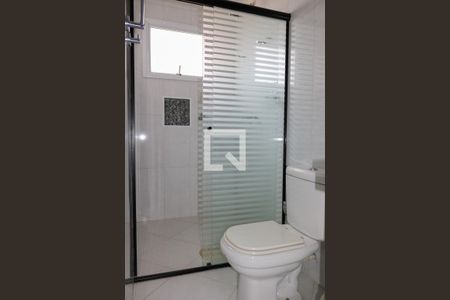 Casa à venda com 430m², 4 quartos e 5 vagas Casa à venda com 430m², 4 quartos e 5 vagasSuíte 4 - Banheiro