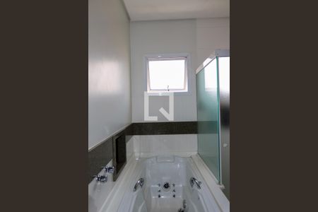 Casa à venda com 430m², 4 quartos e 5 vagas Casa à venda com 430m², 4 quartos e 5 vagasSuíte 1 - Banheiro