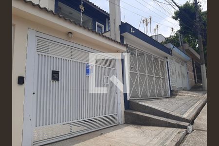 Casa à venda com 430m², 4 quartos e 5 vagas Casa à venda com 430m², 4 quartos e 5 vagasPlaquinha